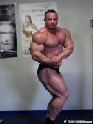 normal_ronny_seitl_brust_28129.jpg