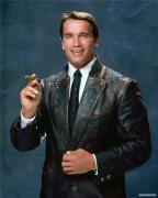 kinopoisk.ru_Arnold_Schwarzenegger_1200288.jpg