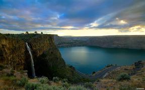 00814_epicfalls_1680x1050.jpg