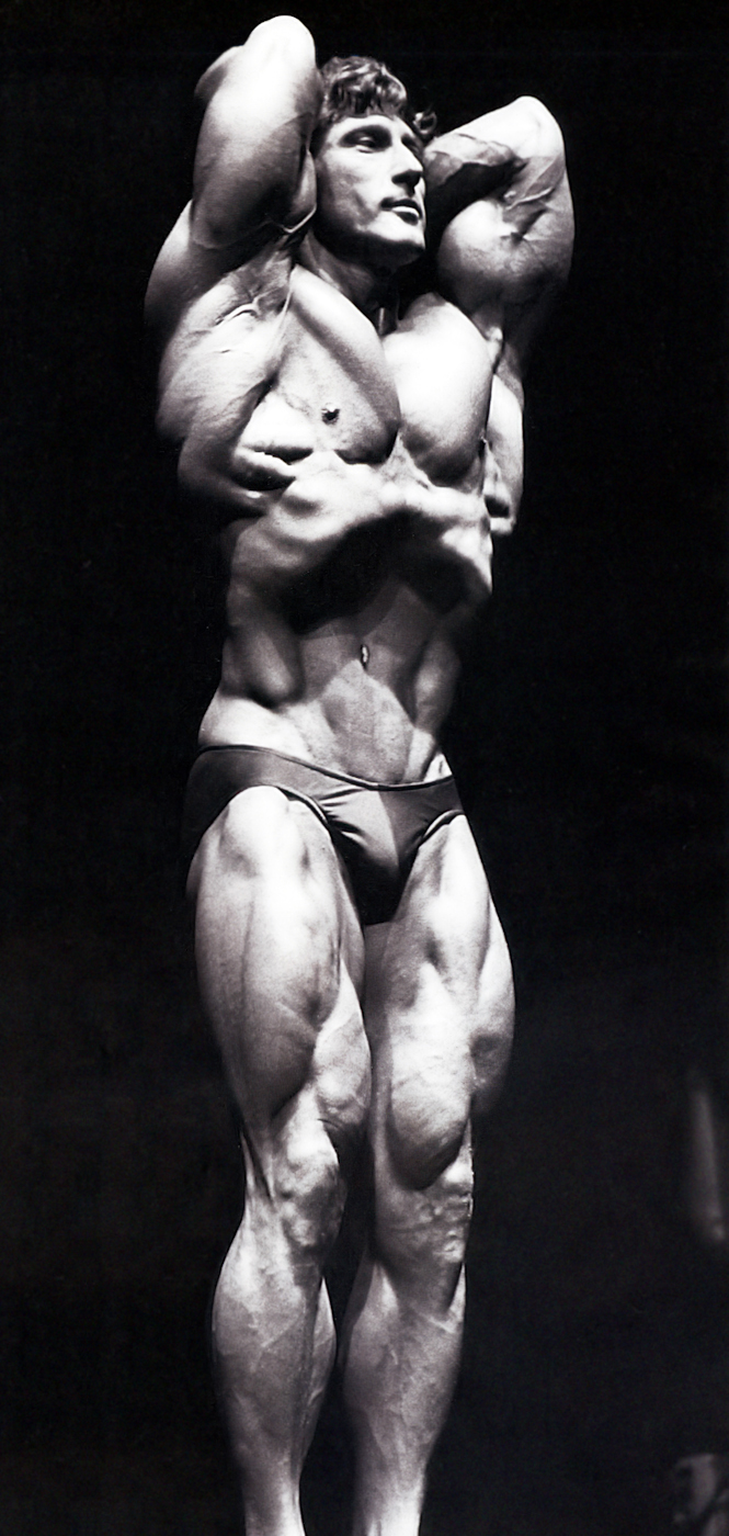 Frank Zane posing