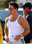 Mark+Wahlberg+Mark+Wahlberg+Dwayne+Johnson+qhpEdRyQHvvl.jpg