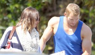 Kellan+Lutz+Kellan+Lutz+Kisses+Girlfriend+Jg9Ca0L6oA0l.jpg