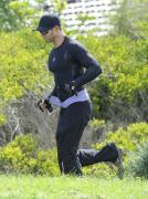 Kellan+Lutz+Kellan+Lutz+Sharni+Vinson+Go+Run+RZ3ZSrNJAXvl.jpg