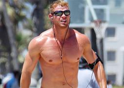 kellan-lutz-workout-4.jpg