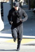 Kellan+Lutz+Kellan+Lutz+Jogging+Black+Commando+on3H29Zby9bl.jpg