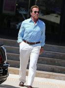 arnold-schwarzenegger-seen-leaving-barneys-new-york_5875889.jpg