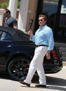 arnold-schwarzenegger-seen-leaving-barneys-new-york_5875894.jpg