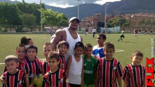 roelly-colombia-visit.jpg