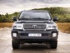 Toyota-Land_Cruiser_2013_1280x960_wallpaper_1e.jpg