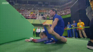 Олимпиада-2016-гимнастка-тренер-гифки-3300582.gif