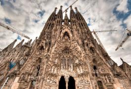 1265035988_sagrada_familia-1.jpg