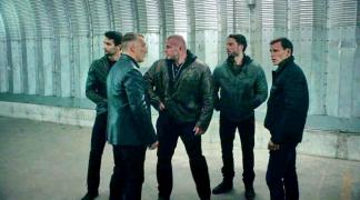Power.S06E01.NF.WEB-DLRip.Rus.Eng.Amedia.RGzsRutracker.avi_snapshot_50.17.220.JPG