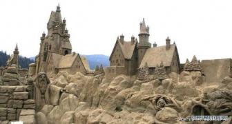 1234973145_sand_castles_16.jpg