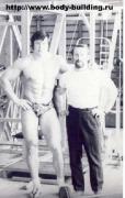 Bilding_2History_040510.jpg