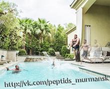 jay-cutler-swimming-pool_comp.jpg