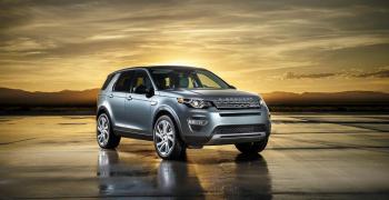 2800-land-rover-oficialno-predstavila-noveyshiy-vnedorozhnik-discovery-sport.jpeg