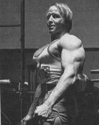 mike-katz-pumped-side-chest.jpg
