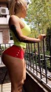 tumblr_ocb7ibNhG61tb3tofo1_1280.jpg