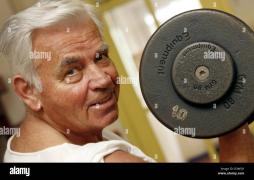 76-year-old-bodybuilder-walter-klock-works-out-with-a-barbell-at-a-D3W5JY.jpg