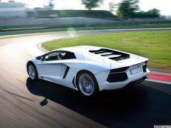 lamborghini_aventador_lp700_2011_Super_Fond_10.jpg
