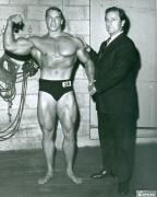 a-few-pics-of-arnold_3761.jpg