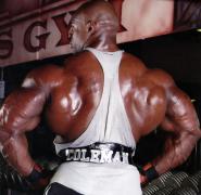 RonnieColeman-PM-Oct13-IrvinJGelb-158.jpg