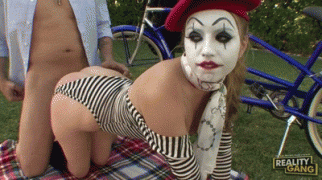 эротика-девушка-мим-беззвучный-оргазм-328433.gif