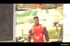 Ronnie_Coleman.Relentless.2007.Disc1.avi_snapshot_01.25.04__2003.06.19_03.37.09_.jpg