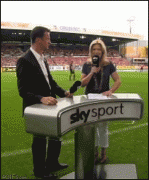 Soccer_sportscaster_incoming.gif