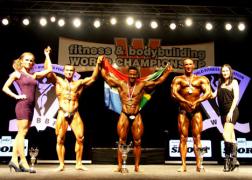 2011u180m.jpg