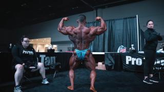 Pre-Judging _ Behind The Scenes _ Mr. Olympia 2023 - YouTube - 15_39.jpg