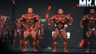 2022 Olympia Open Bodybuilding Comparisons - YouTube - 0_05.jpg