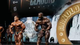 ARNOLD CLASSIC 2025 CHAMPION _ DEREK LUNSFORD _ DOCUMENTARY - YouTube - 55_52.jpg
