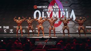 FINAIS OPEN MR.OLYMPIA 2025!! _ _confrontos em 4k_ - YouTube - 24_38.jpg