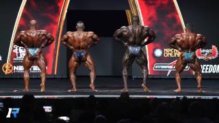 Wildes Finale in Vegas mit Überraschungen - YouTube - 9_47.jpg