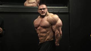 Offseason PUSH DAY _ Chest Delts Triceps _ Nick Walker - YouTube - 39_26.jpg