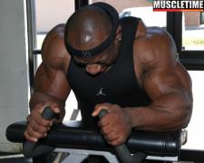 dexter_jackson_leg_workout_16.jpg