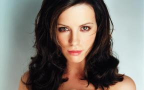 Kate-Beckinsale.jpg