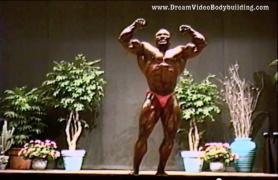 91 Guest Posing - Lee Haney 5.jpg