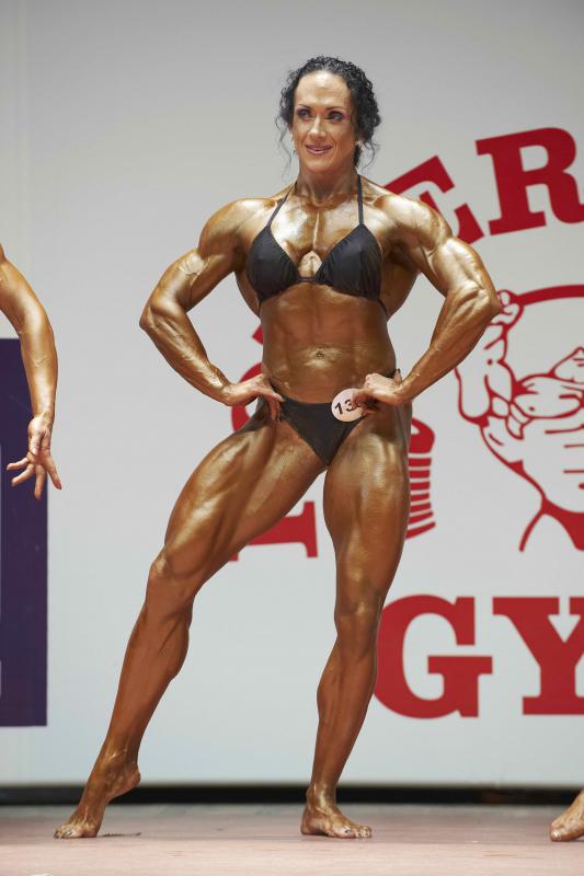 Жалаңаш жетекші ресейлік актрисалар Түкті киска бейнелері