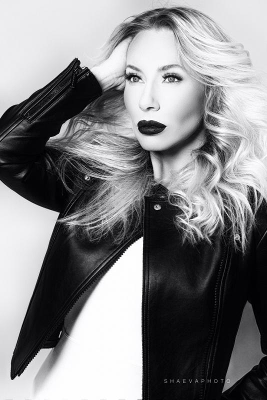 Клитор және үлкен жыныс еріндерінің фотосуреттері Кәрі ана мен ұлының порно видеосы